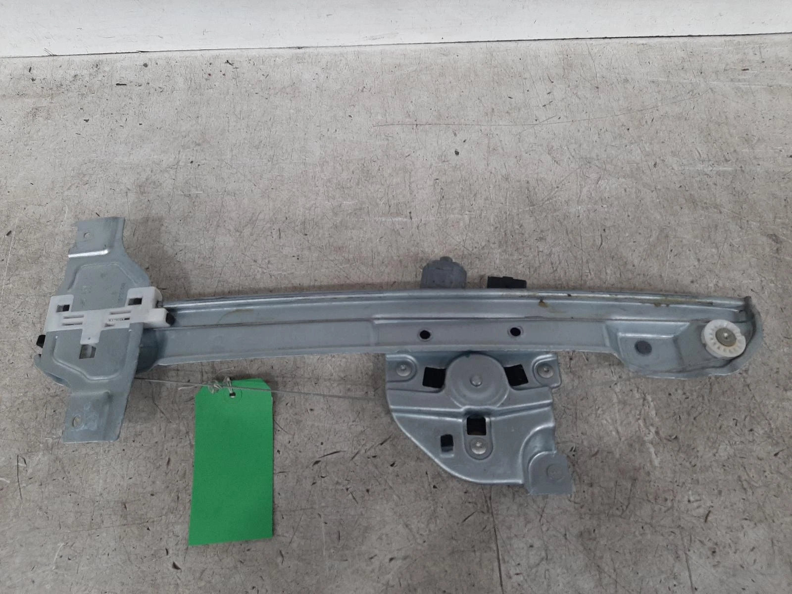 Peugeot 2008 Window Regulator Front Passengers Side 