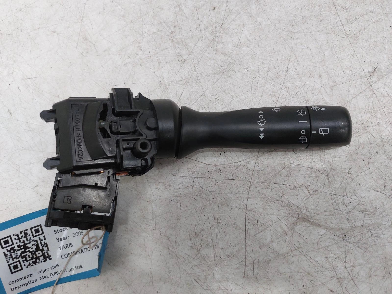 Toyota Yaris Mk2 (XP90) COMBINATION SWITCH Wiper Stalk 