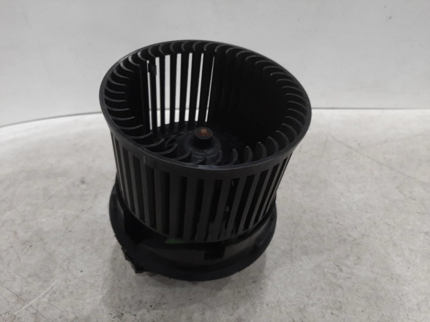 Peugeot 2008 1.6L Diesel Heater Blower Fan Assembly 