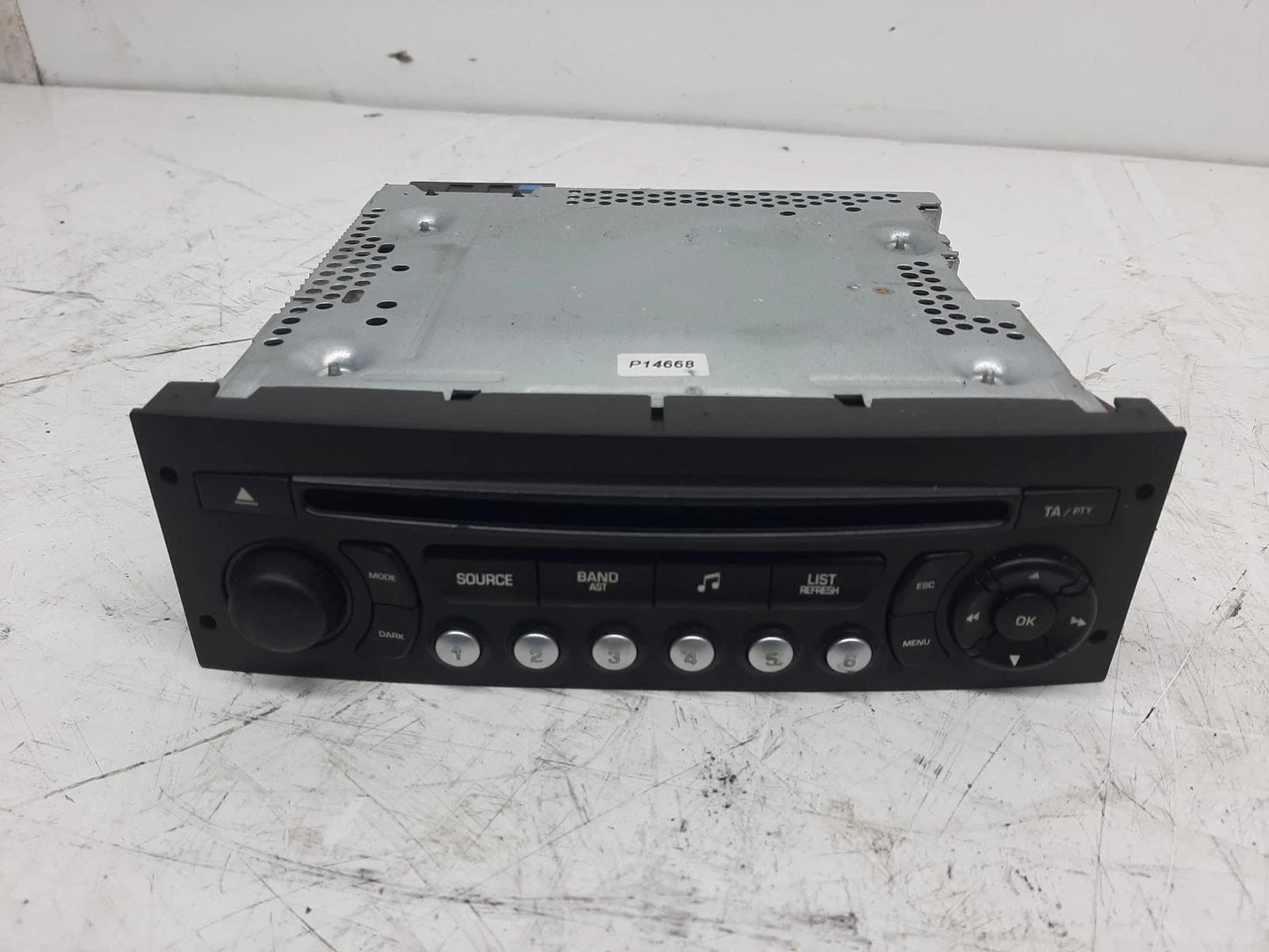 Citroen C3 Mk2 (A51) OEM Radio/CD/Stereo Head Unit 