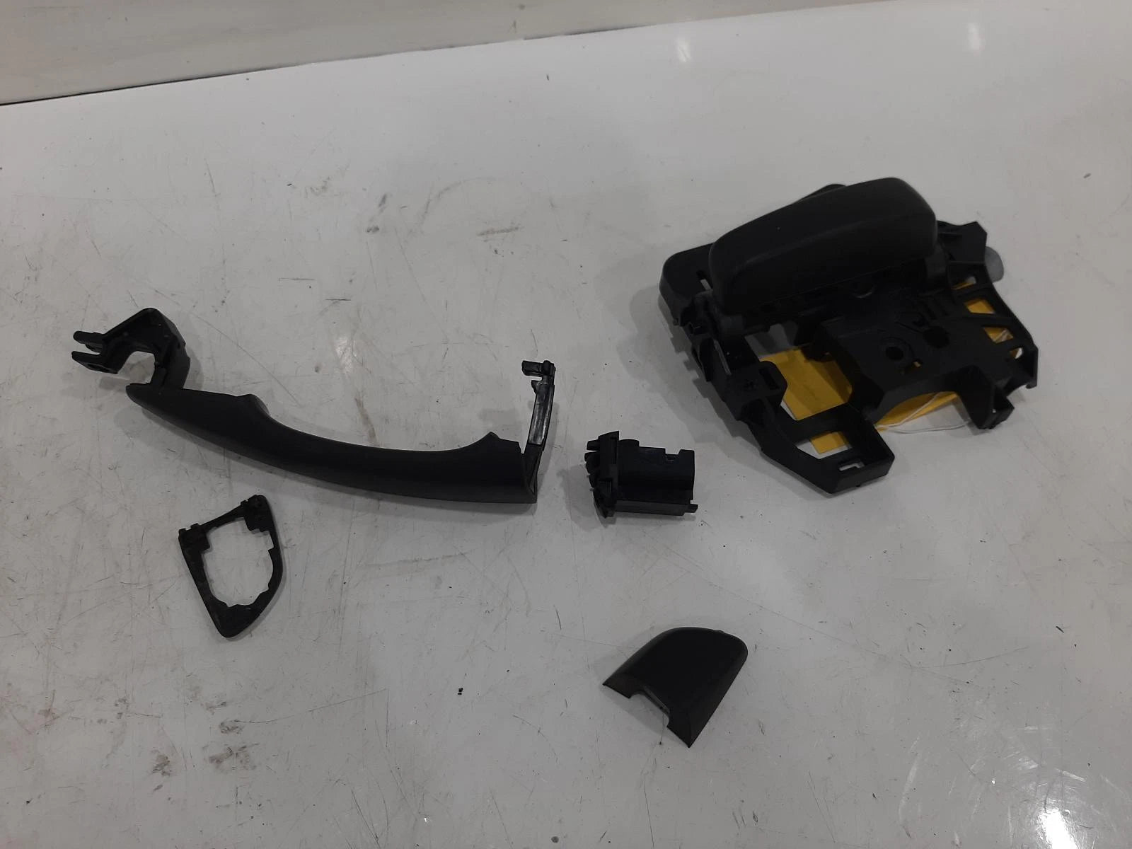 Peugeot Expert Mk3 N/S Left Outer Side Loading DOOR HANDLE 