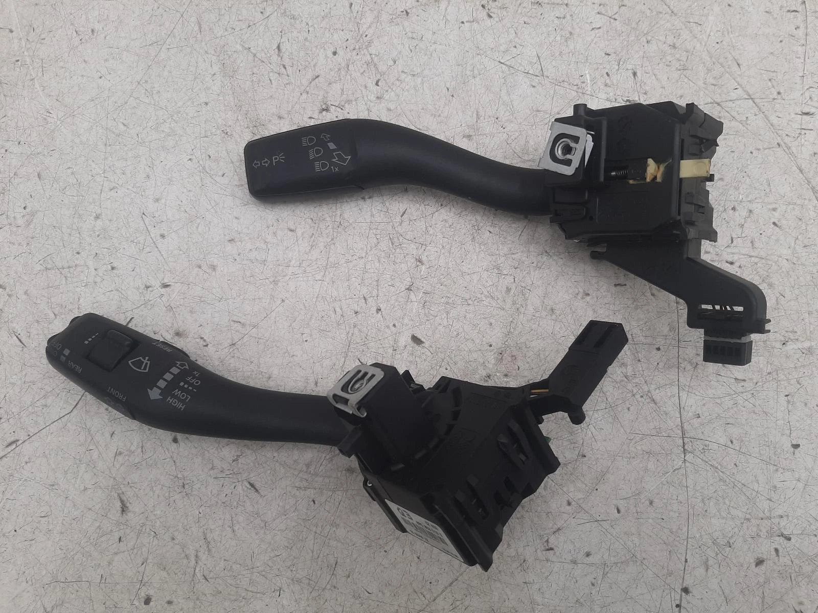 Audi A3 Mk2 (8P) COMBINATION SWITCH Indicator Lights Wiper Stalks 