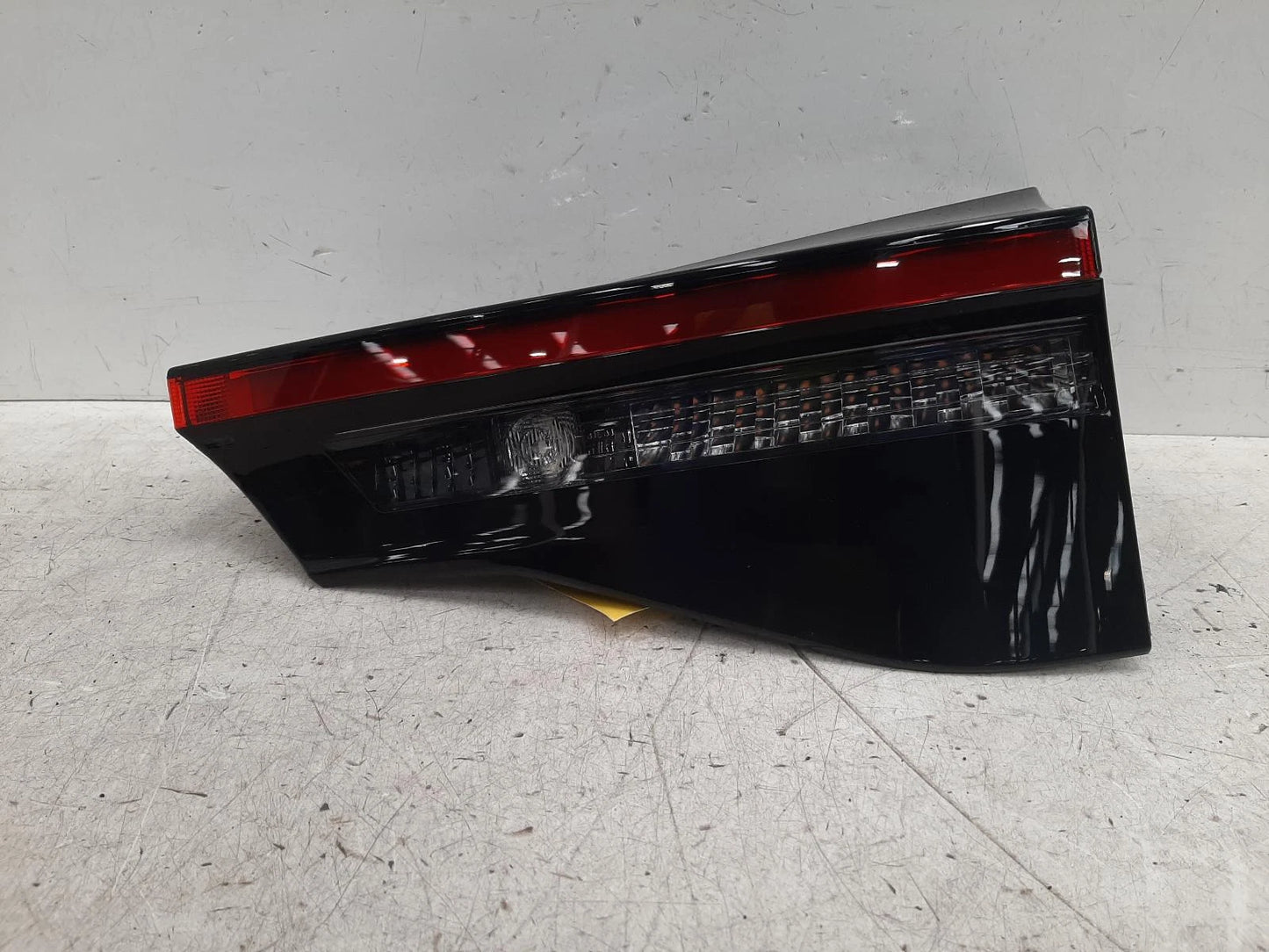 Toyota Yaris Cross Mk1 O/S Drivers Right Rear Inner Taillight Tail Light 