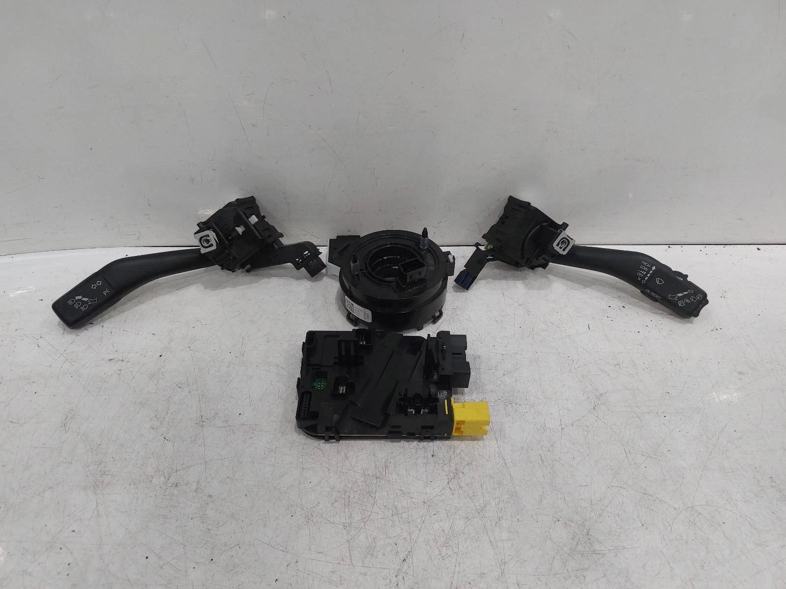 Volkswagen Tiguan Combination Switch Indicator Lights Wiper Stalks 