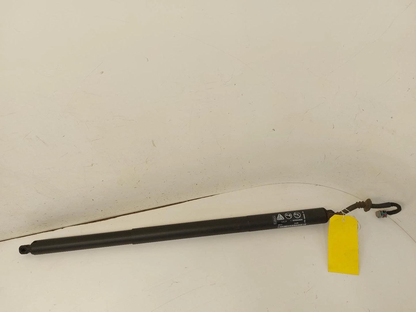 Ford Puma Mk2 Hatch Strut/Shock 