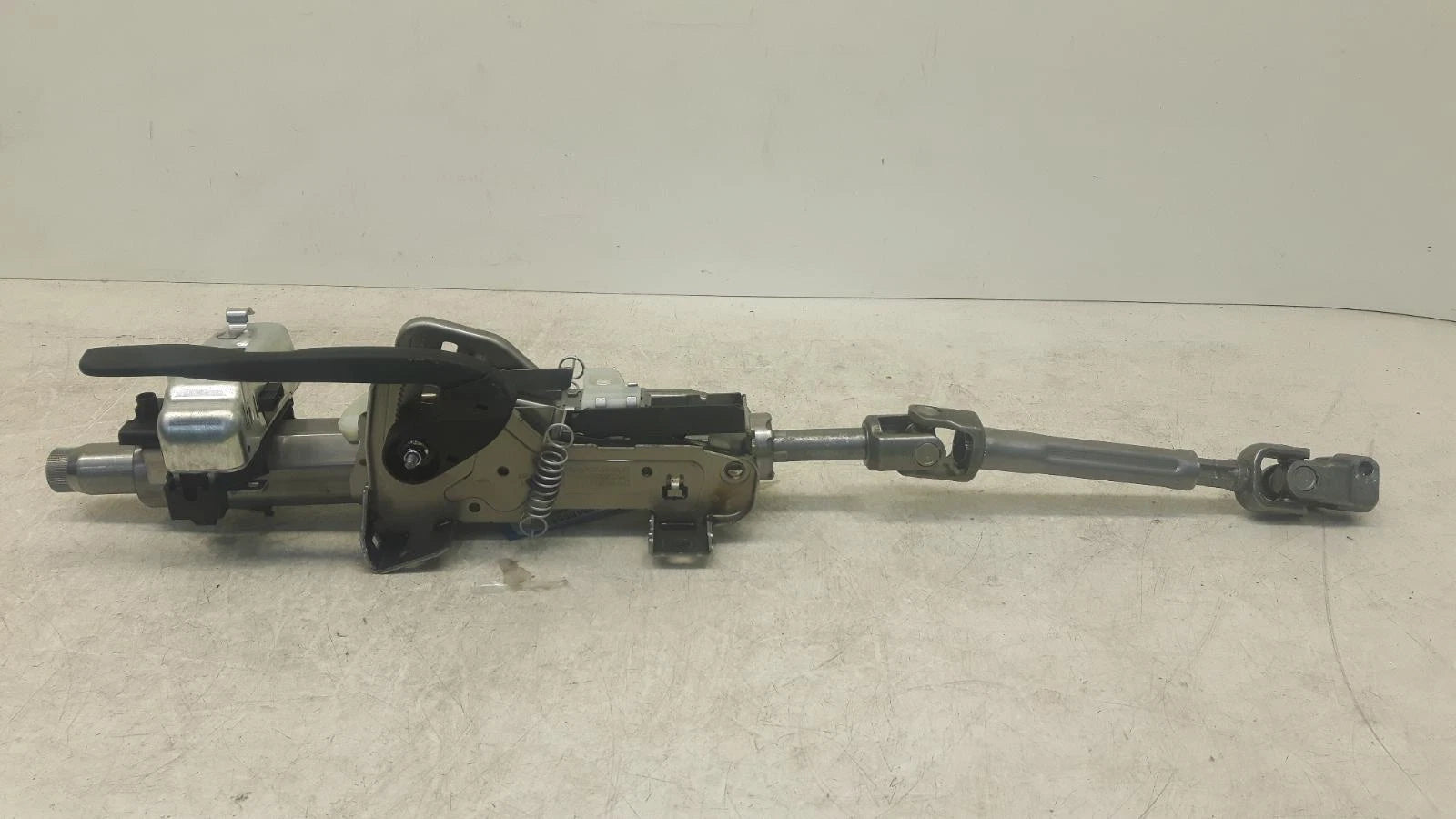 Volkswagen Golf 1.5L Petrol Electric Power Steering Column 2Q0905861B 