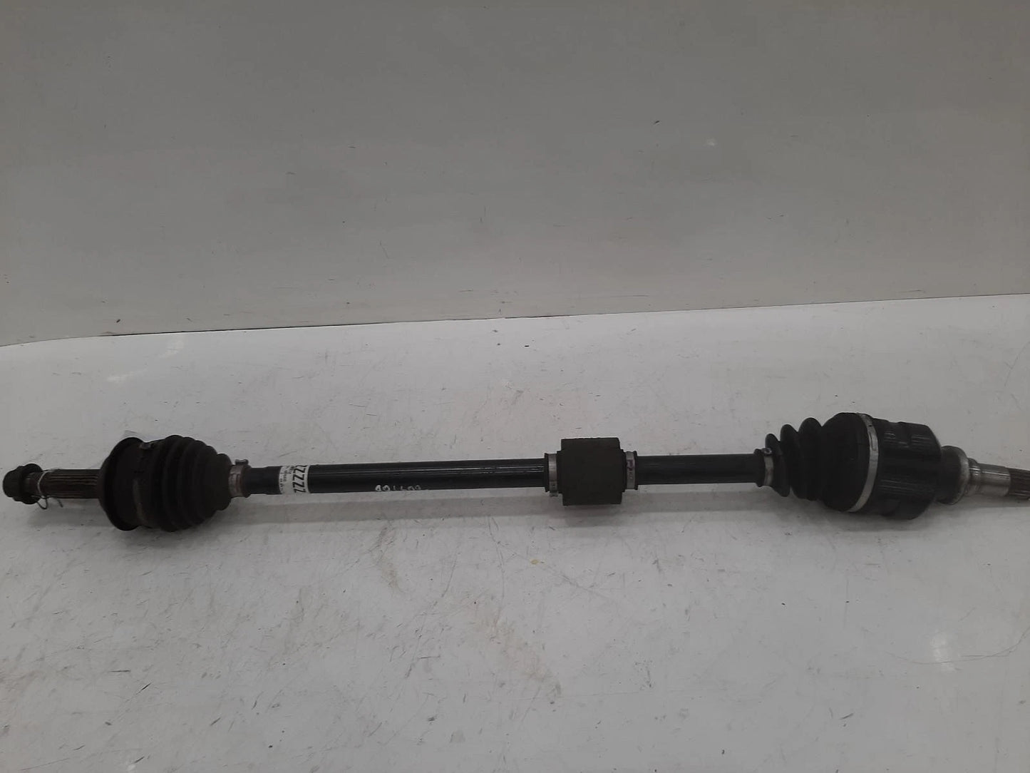 Toyota Yaris Mk3 O/S Drivers Right Front Driveshaft with ABS 