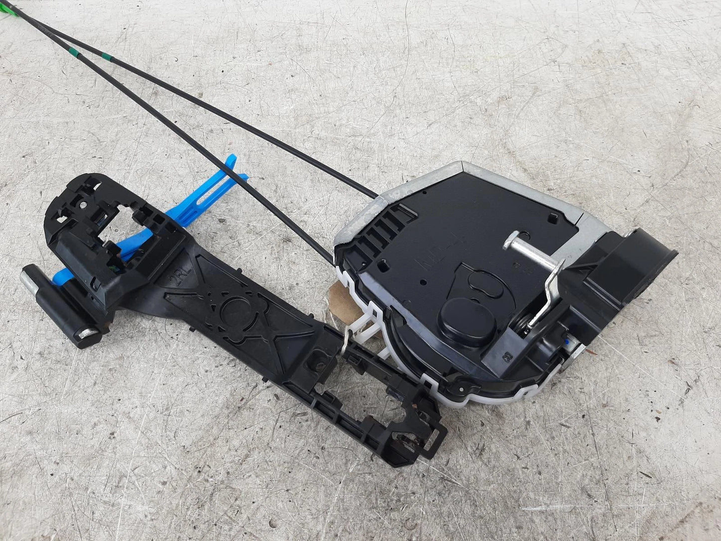 Toyota Yaris Mk3 (XP130) Rear Left Door Lock Assembly 