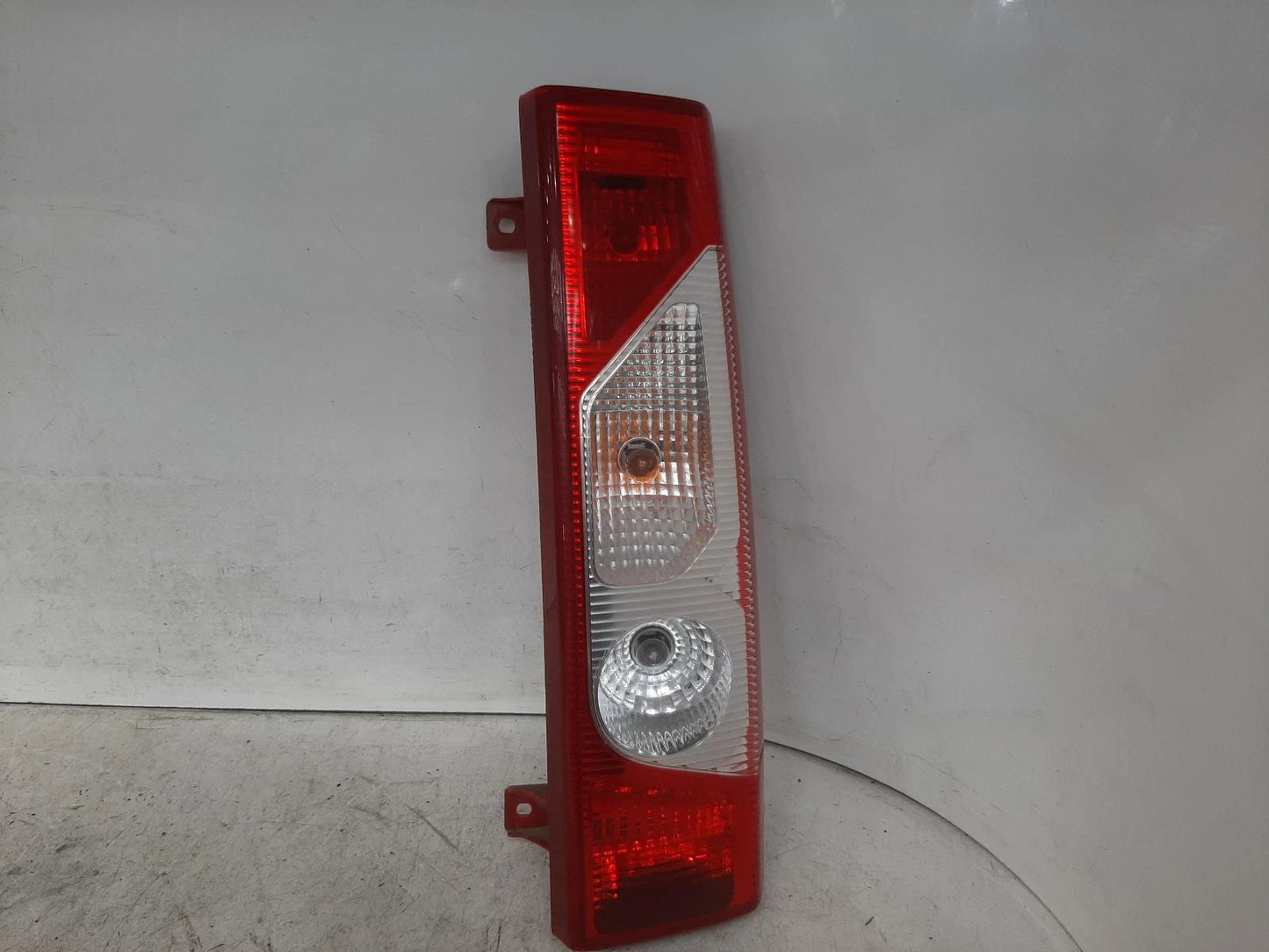 Peugeot Expert Mk2 O/S Drivers Right Rear Taillight Tail Light 