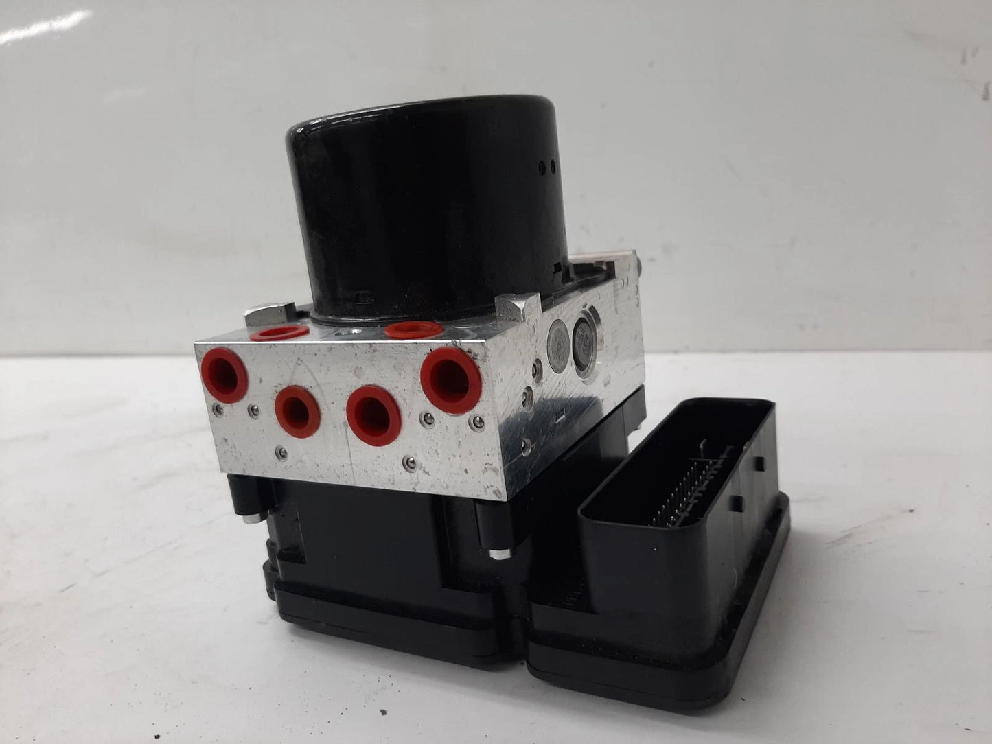 Volvo VOLVO V40 ABS Pump/Modulator 