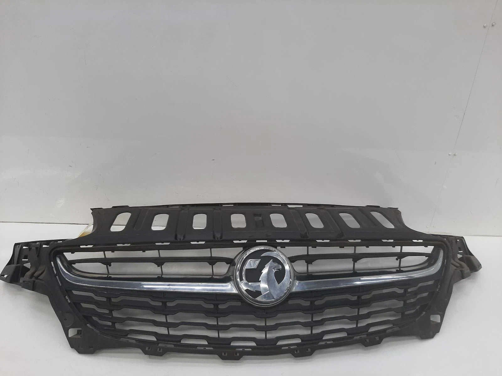Opel Corsa Front Centre Grille Grill 