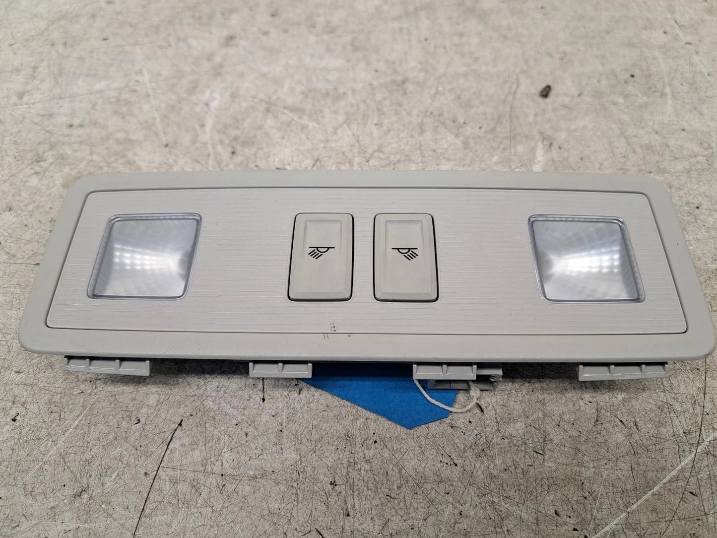 Volkswagen Polo Mk6 (AW) Rear COURTESY LIGHT 