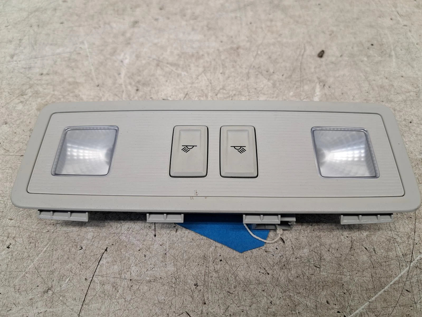 Volkswagen Polo Mk6 (AW) Rear COURTESY LIGHT 