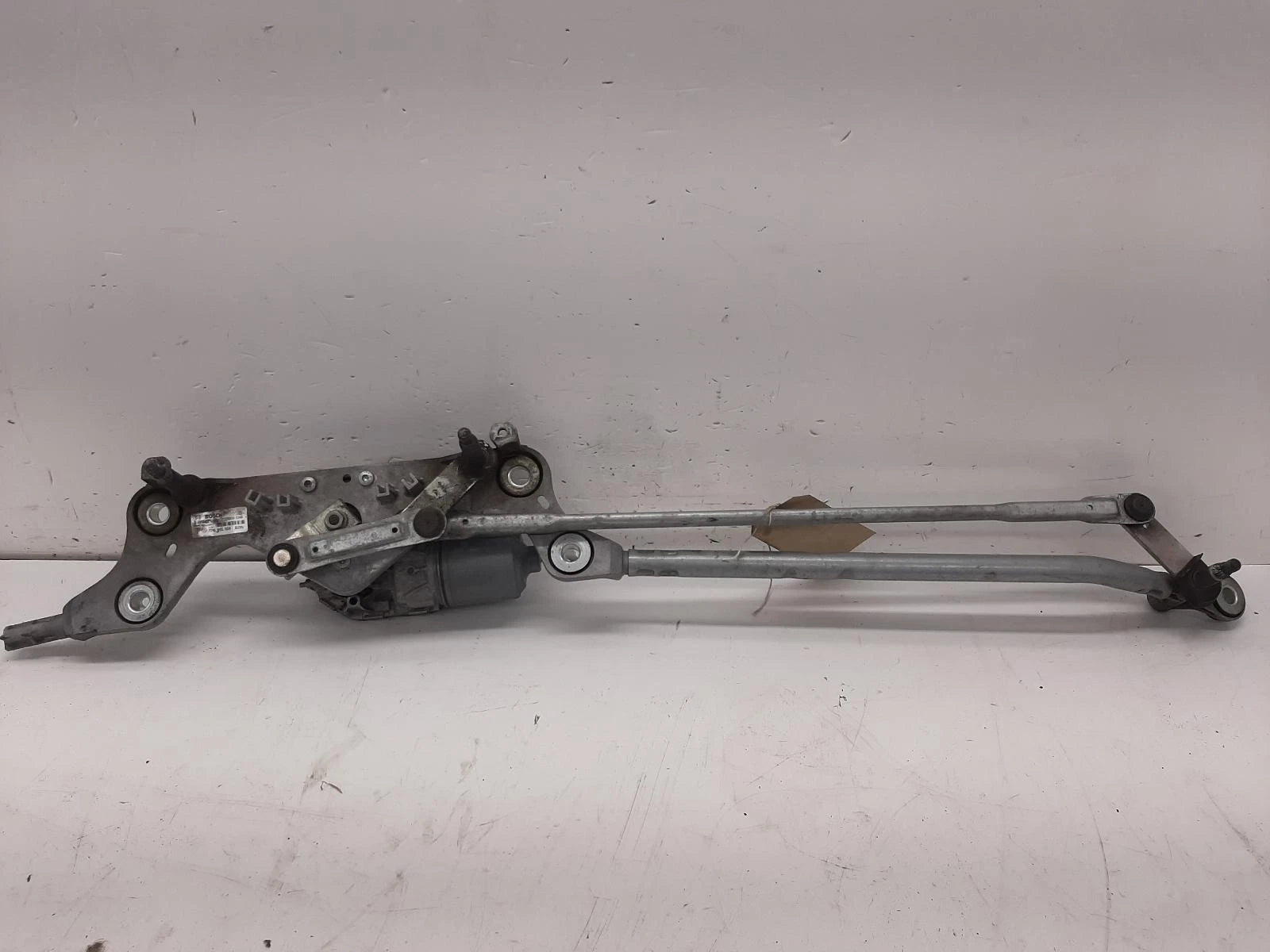 Volkswagen VOLKSWAGEN TOUAREG Bosch Front Wiper Motor With Linkage 
