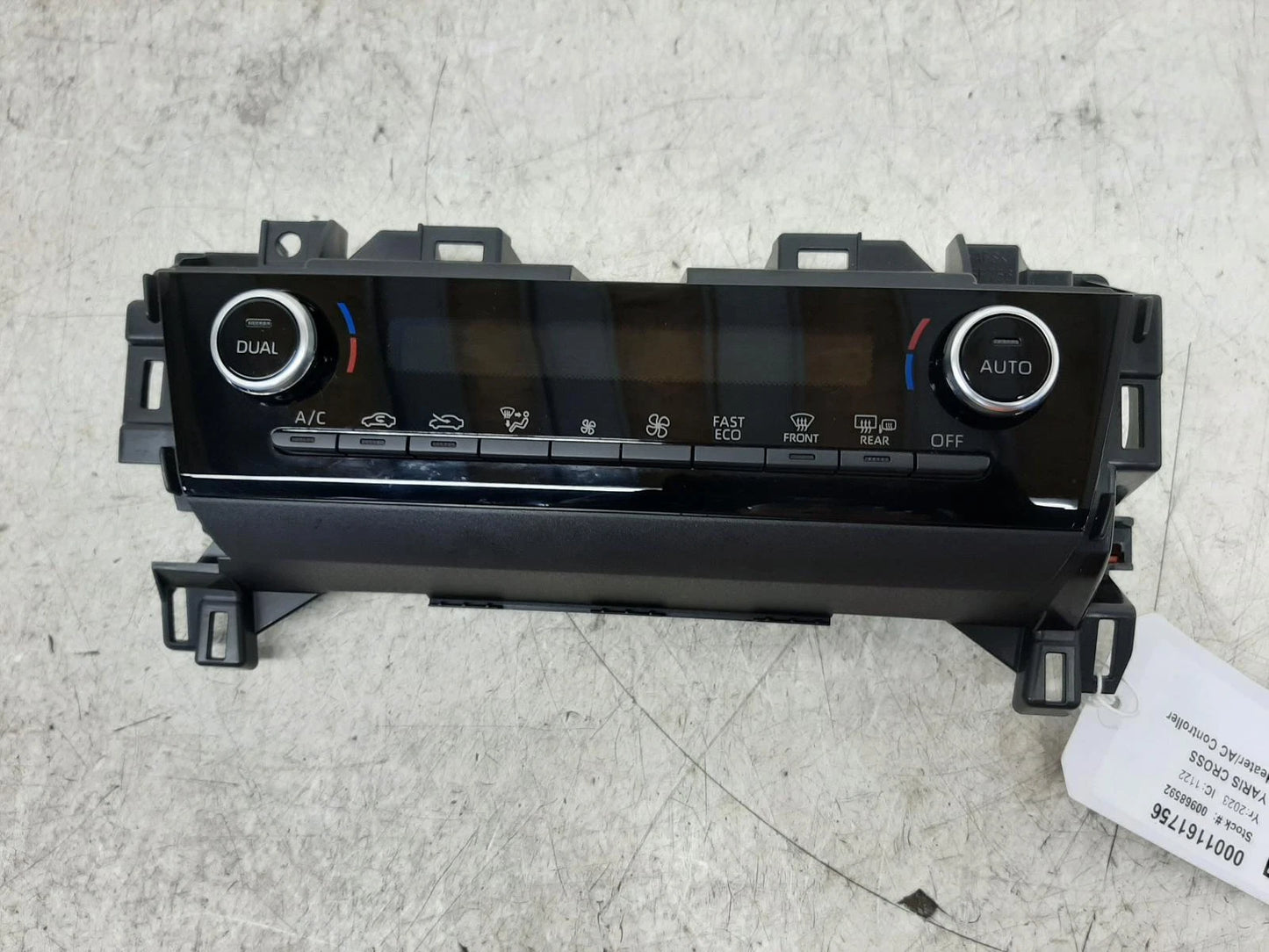 Toyota Yaris Cross Heater Control Switch 