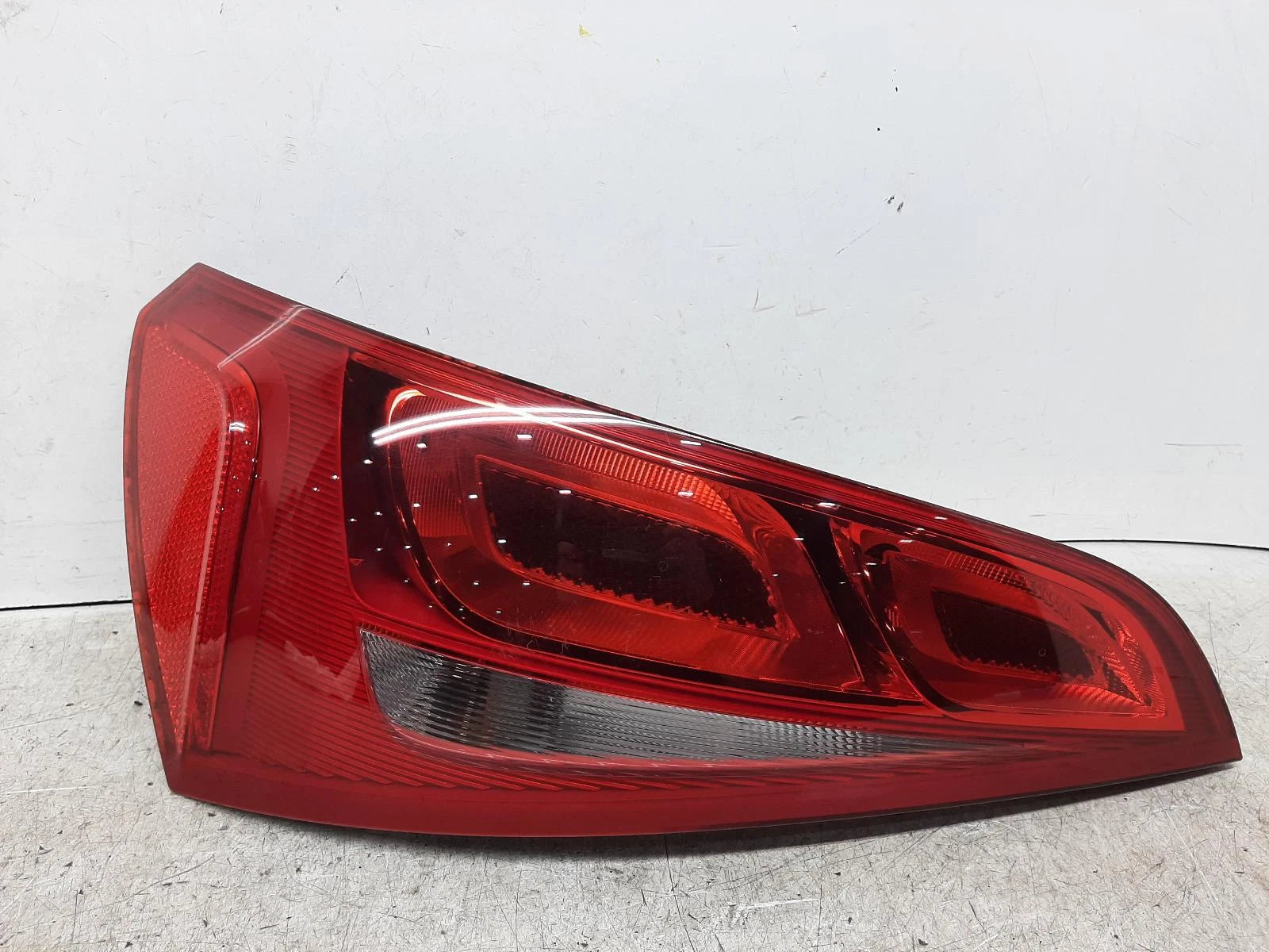 Audi Q5 Mk1 N/S Passengers Left Rear Halogen Taillight Tail Light 