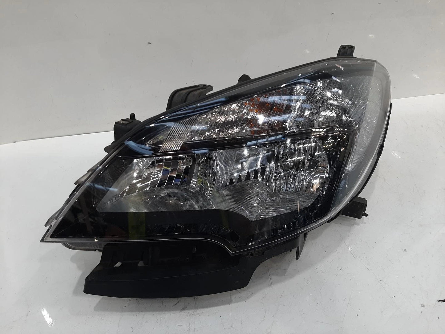 Opel Mokka Mk1 N/S Passengers Left Front Halogen Headlight Headlamp 