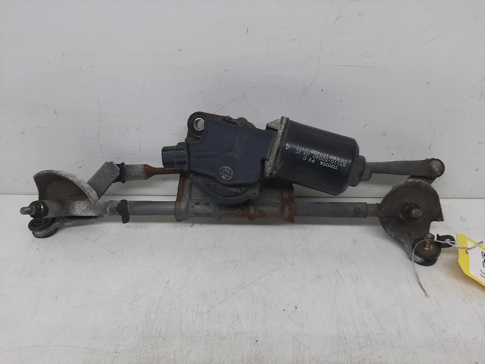 Toyota Yaris Mk1 (XP10) Front Wiper Motor With Rack 