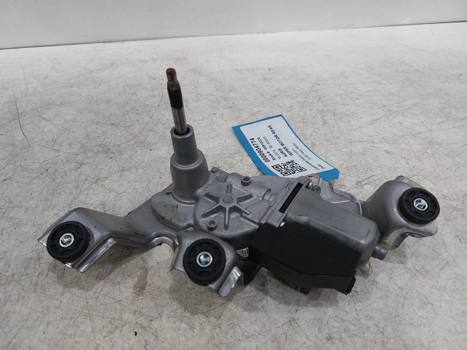 Toyota Auris E180 Denso Rear Wiper Motor 