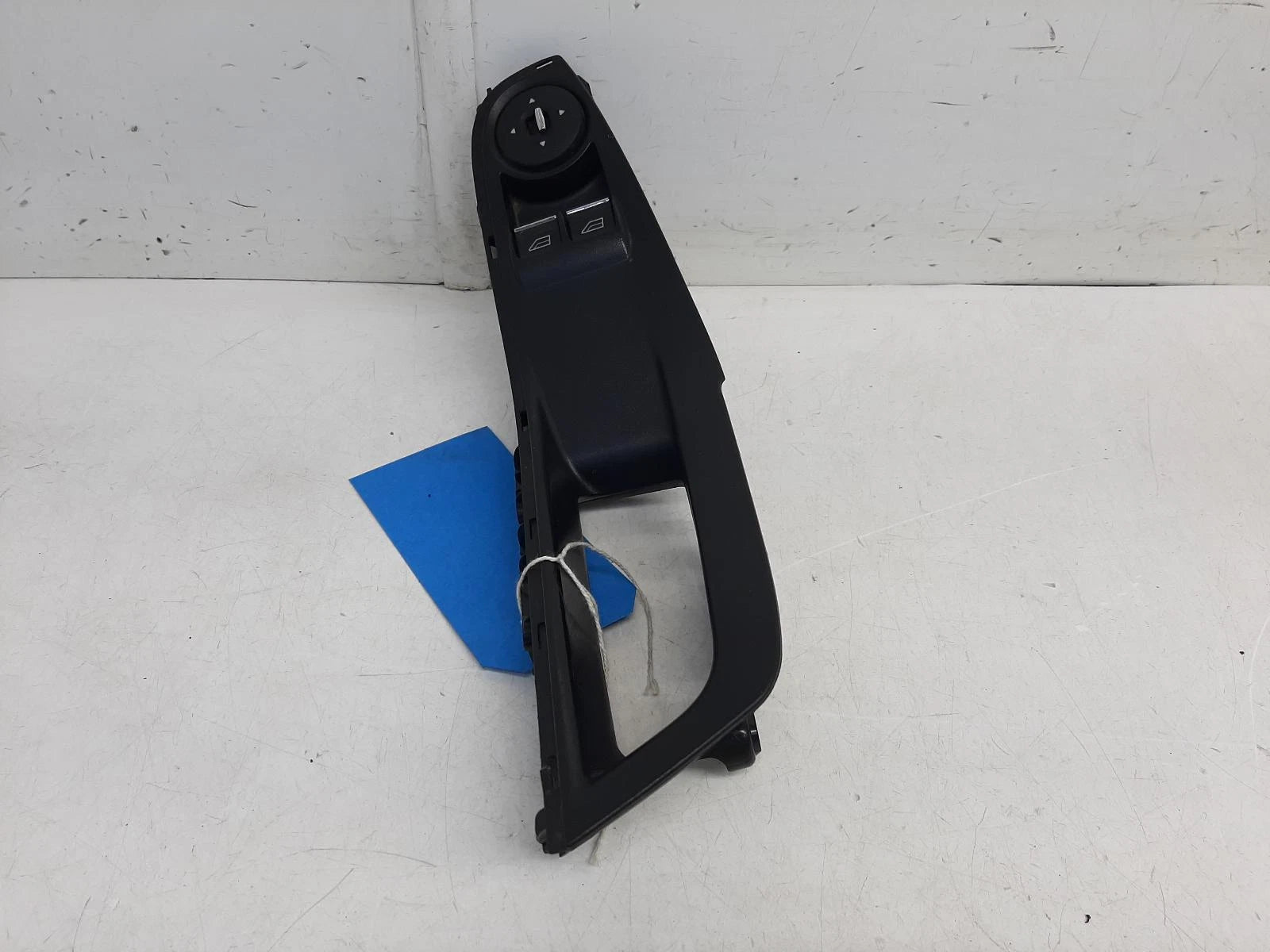 Ford Fiesta Mk7 O/S Right Front Drivers Master Window Switches 