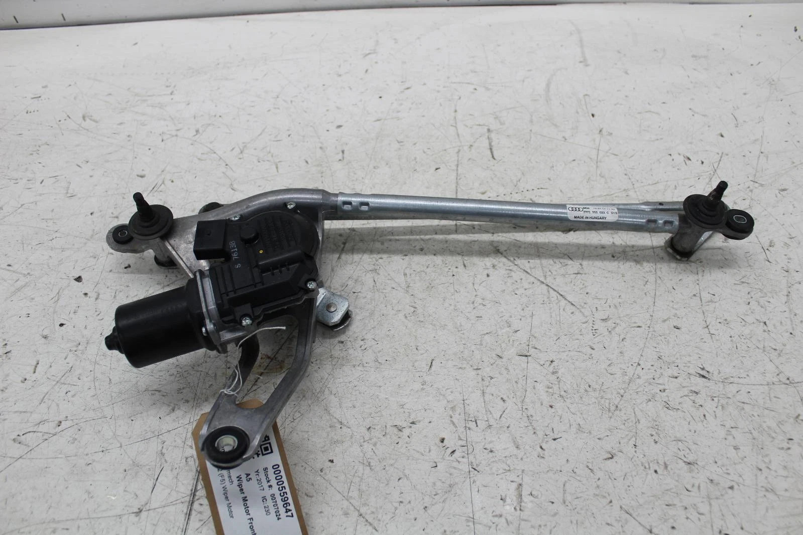Audi A5 Valeo Front Wiper Motor With Linkage 8W6.955.023.C 