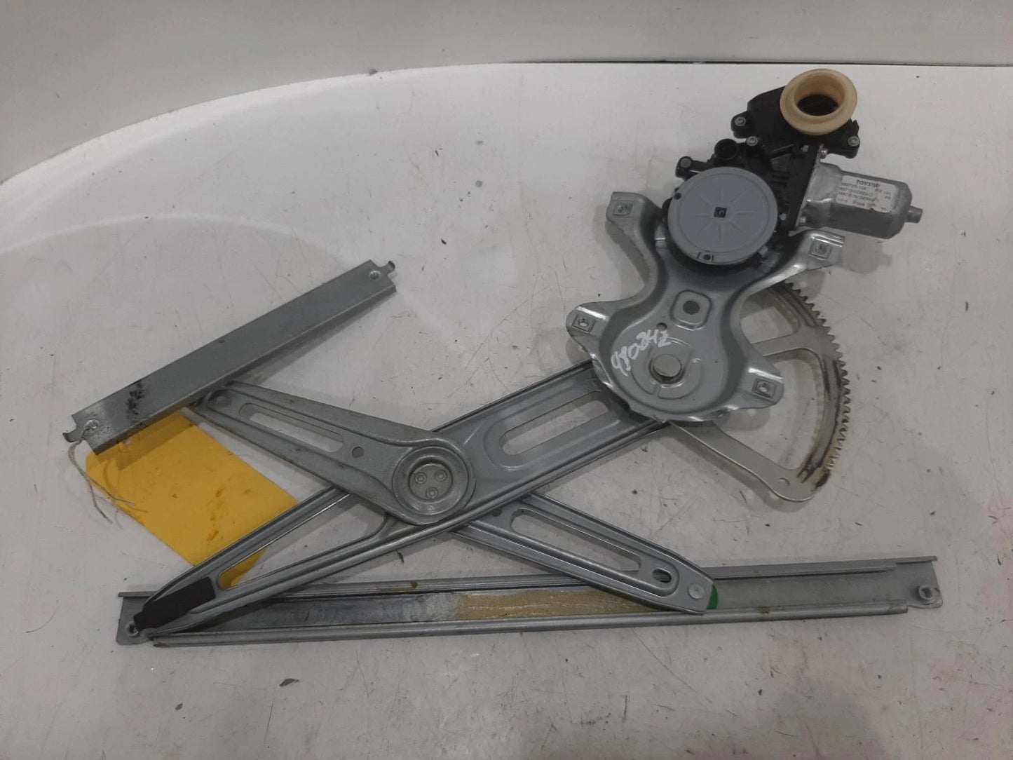 Toyota Yaris Window Regulator Front Drivers Side 