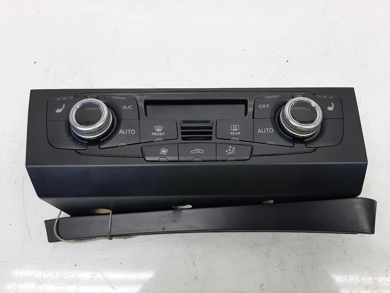 Audi Q5 Mk1 (8R) Heater Air Con A/C Climate Automatic Controller 