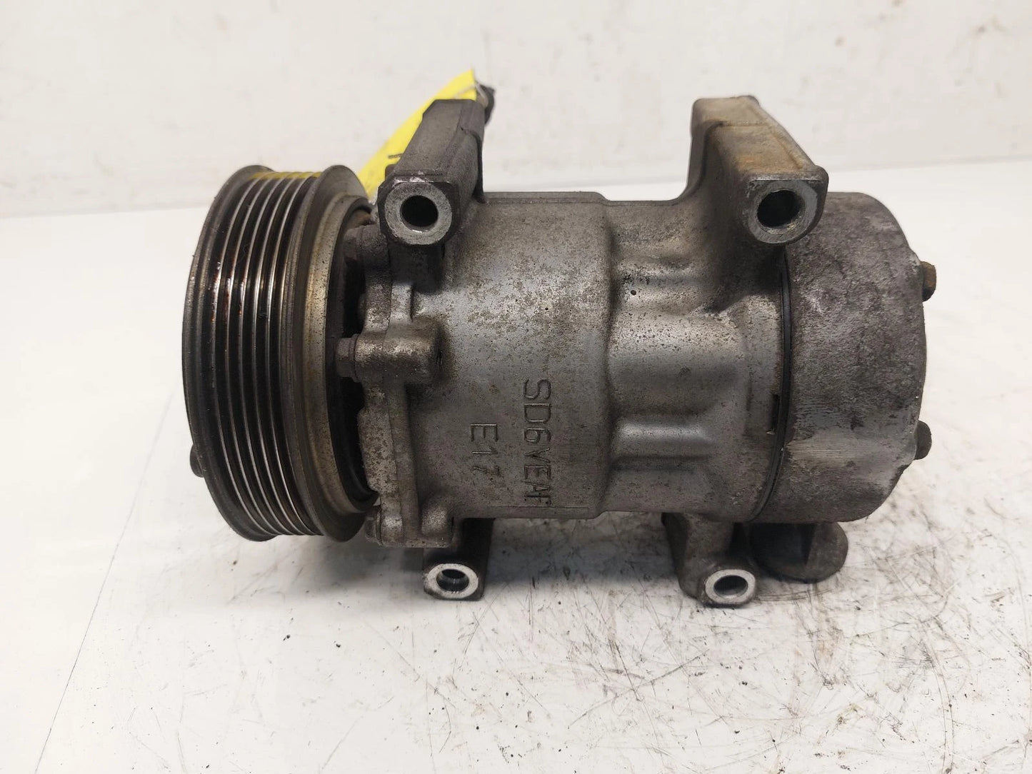 Ford Fiesta 1.4L Diesel Air CON A/C COMPRESSOR PUMP 