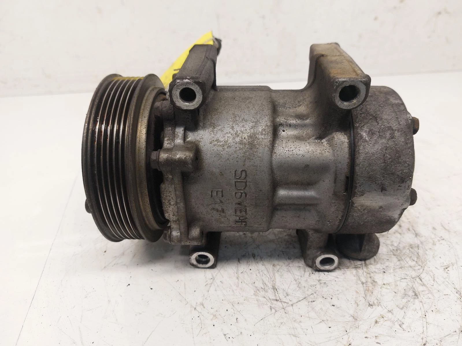 Ford Fiesta 1.4L Diesel Air CON A/C COMPRESSOR PUMP 