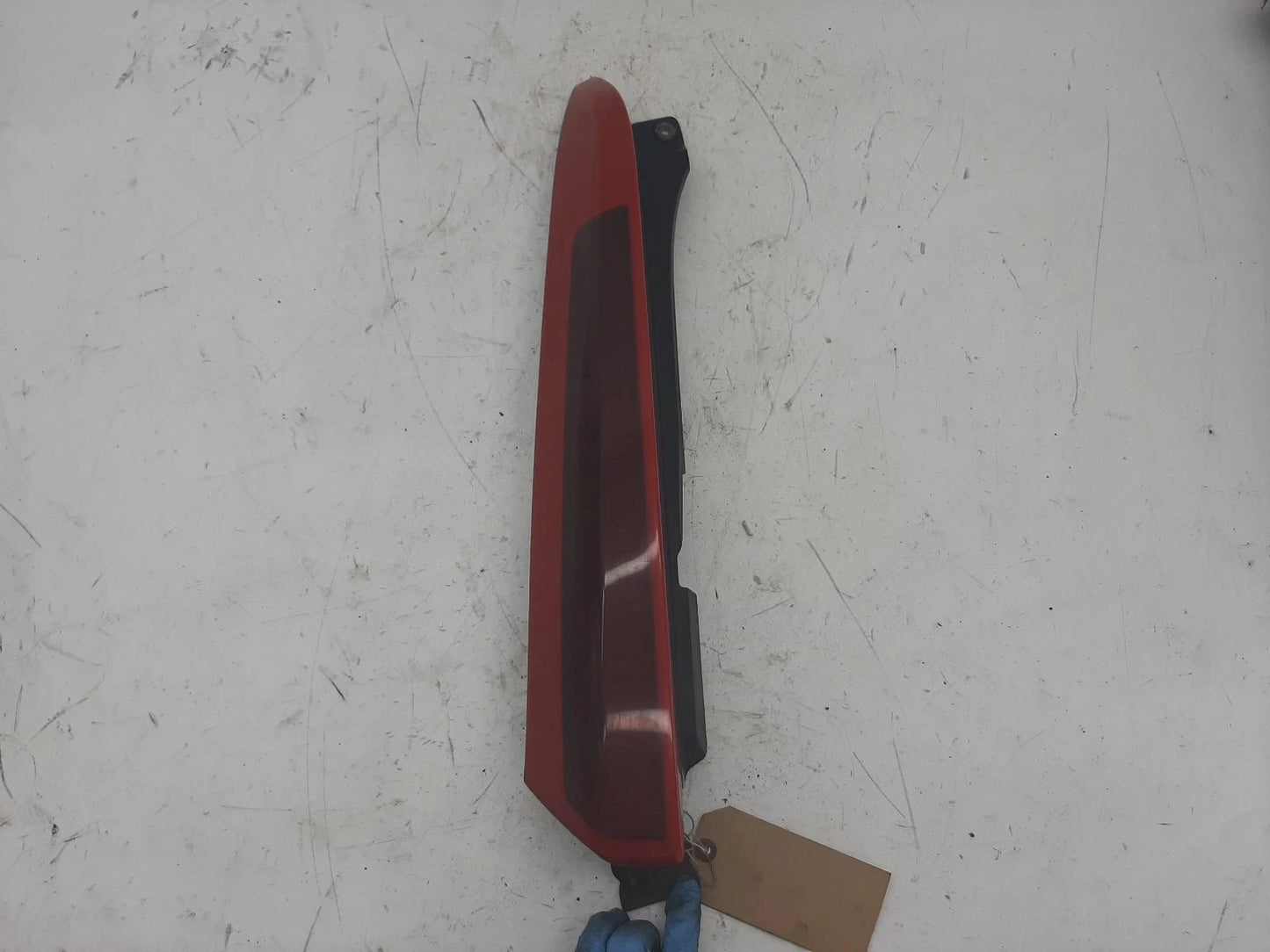 Volvo Xc90 Passengers Left Rear Taillight Tail Light 