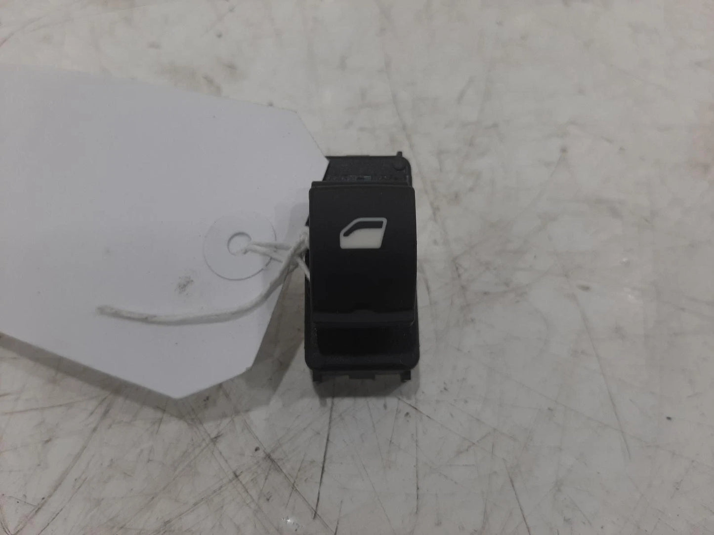 Opel Mokka Rear Left Window Switch 