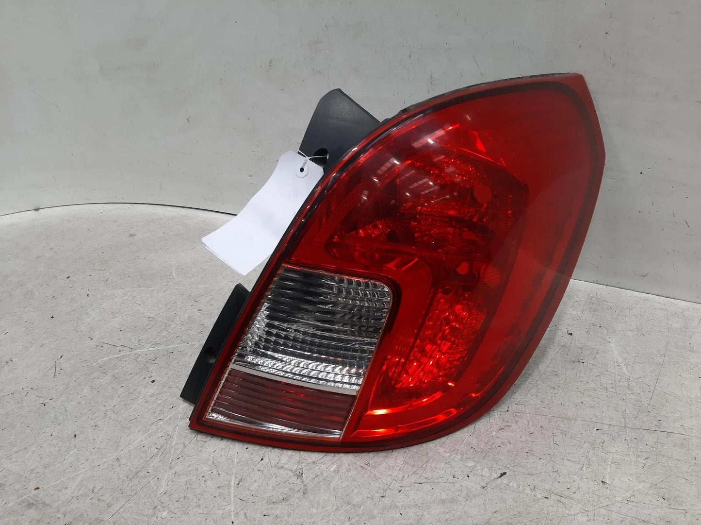 Opel Antara Mk1 O/S Drivers Right Rear Taillight Tail Light 