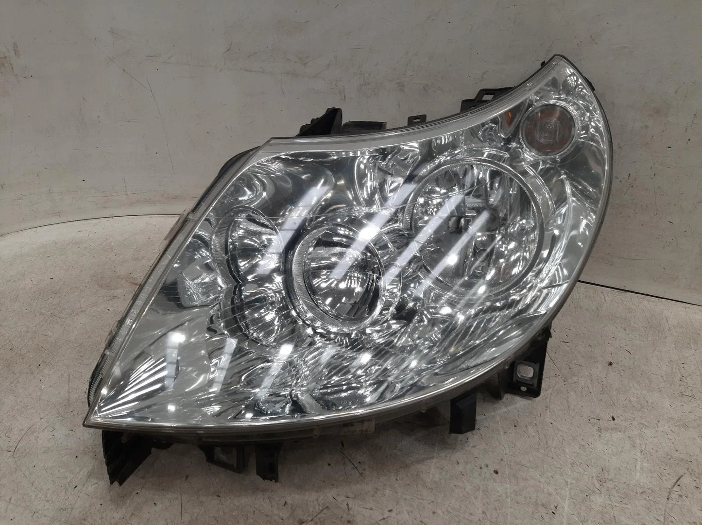 Peugeot Boxer Iii Passengers Left Front Halogen Headlight Headlamp 