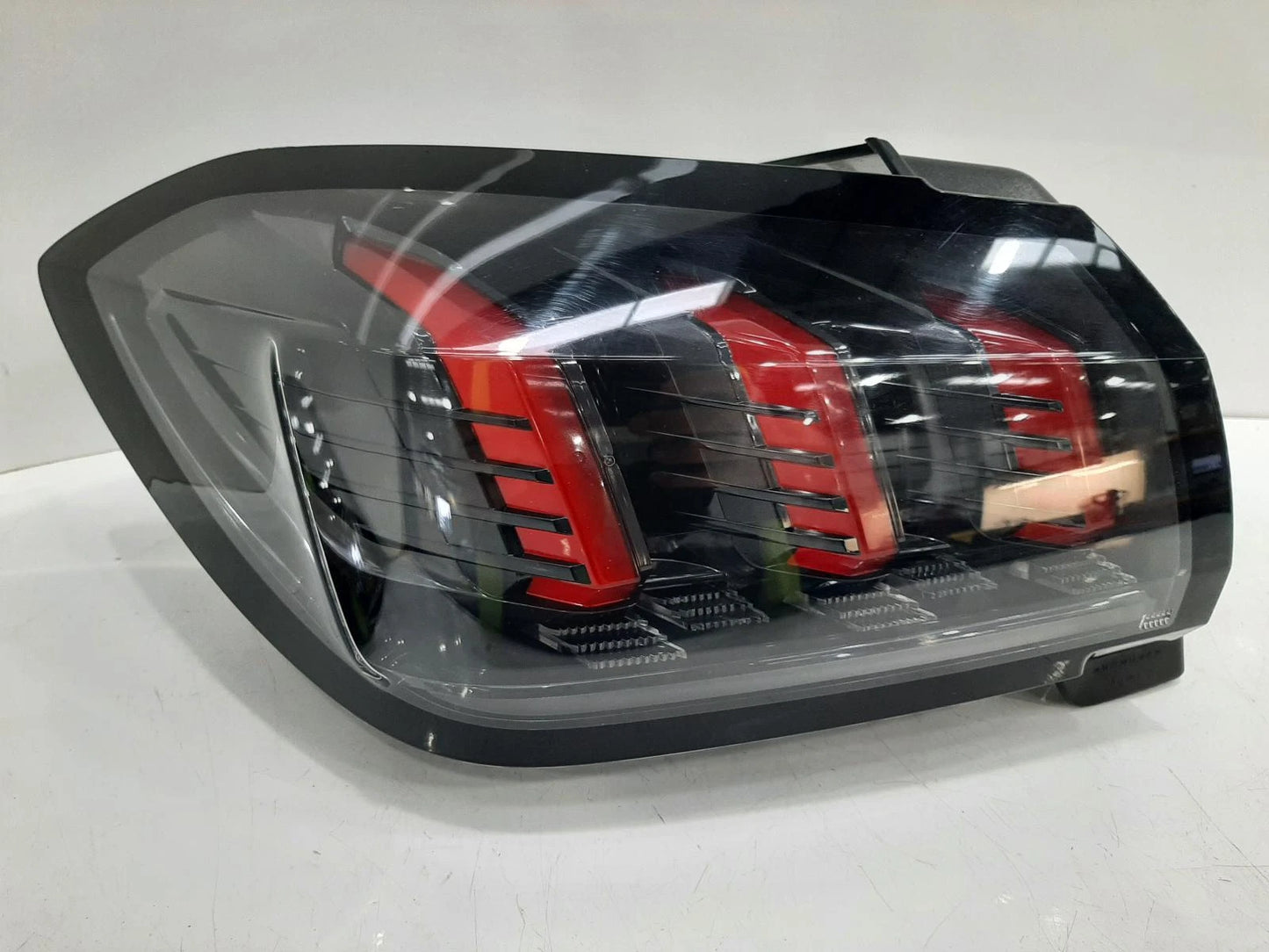 Peugeot 208 Mk2 O/S Drivers Right Rear Taillight Tail Light 