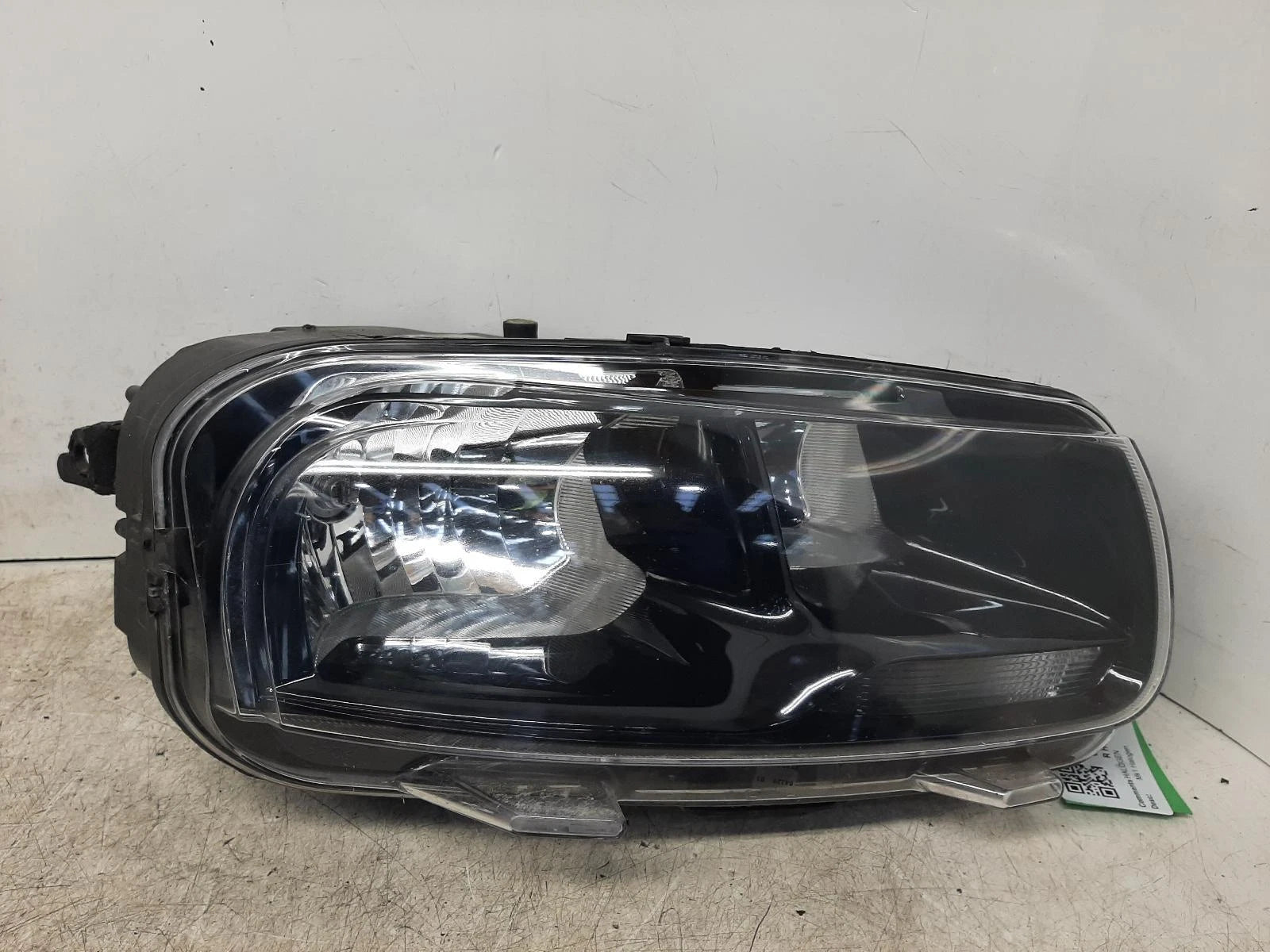 Citroen C4 Cactus Mk1 O/S Drivers Right Front Headlight Headlamp 
