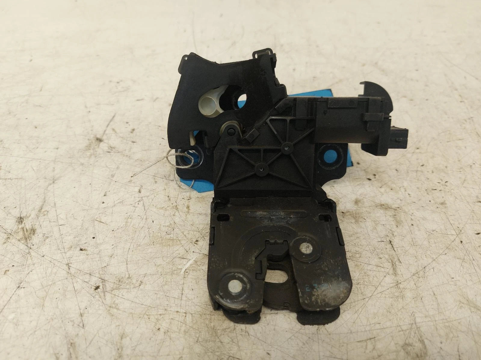 Audi A6 Tailgate Lock Assembly 