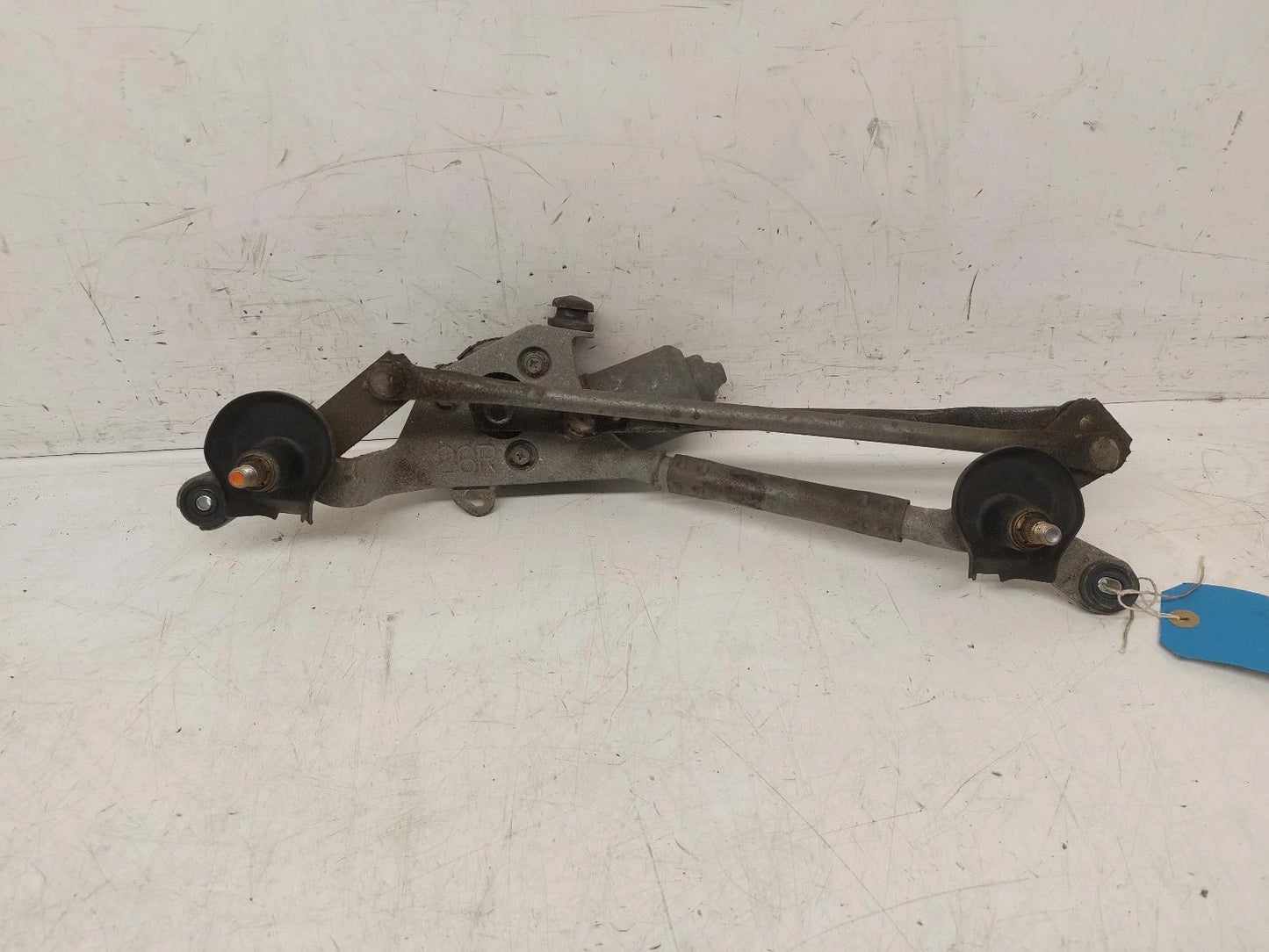 Toyota Urban Cruiser Mk1 Front Wiper Motor With Linkage 