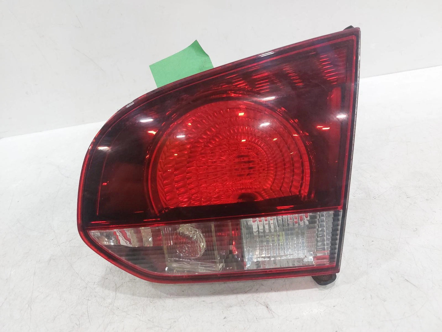 Volkswagen Golf Drivers Right Rear Taillight Tail Light 