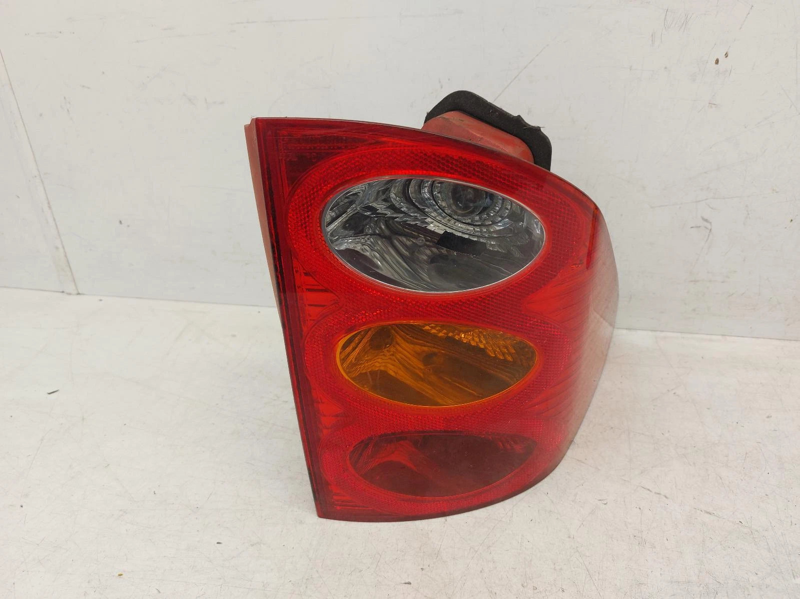 Peugeot 1007 Passengers Left Rear Taillight Tail Light 