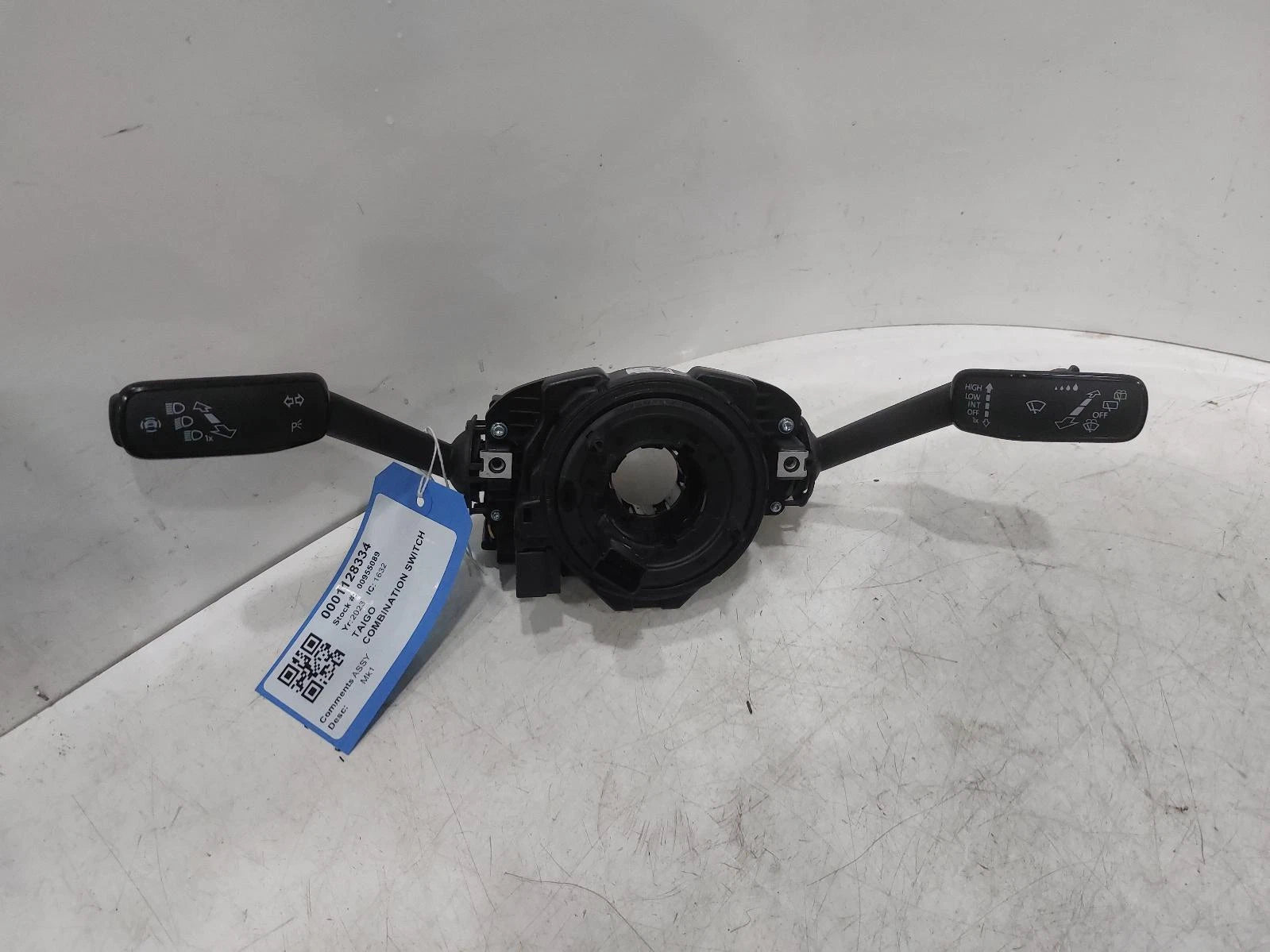 Volkswagen Taigo Mk1 COMBINATION SWITCH Indicator Lights Wiper Stalks 