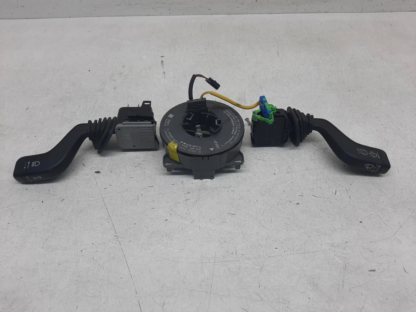 Suzuki Ignis Mk1 COMBINATION SWITCH Indicator Lights Wiper Stalks 