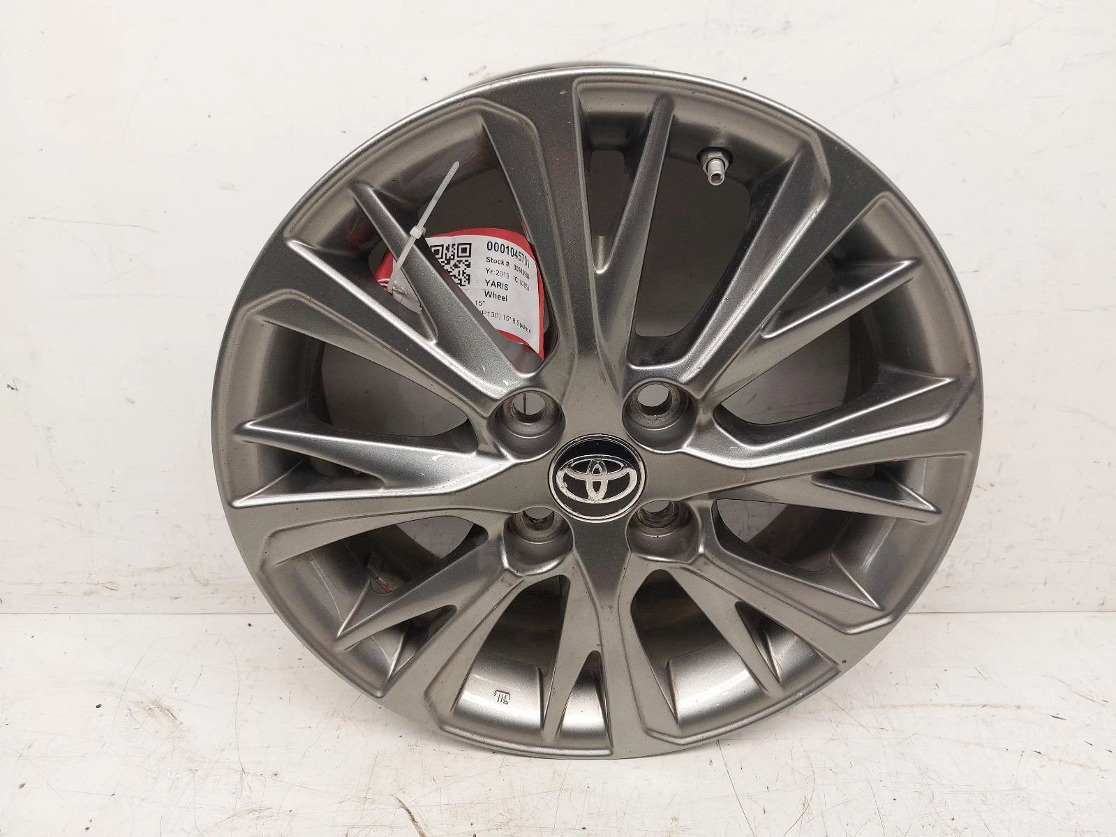 Toyota Yaris Mk3 Alloy Wheel 15X5J 8 Spoke 