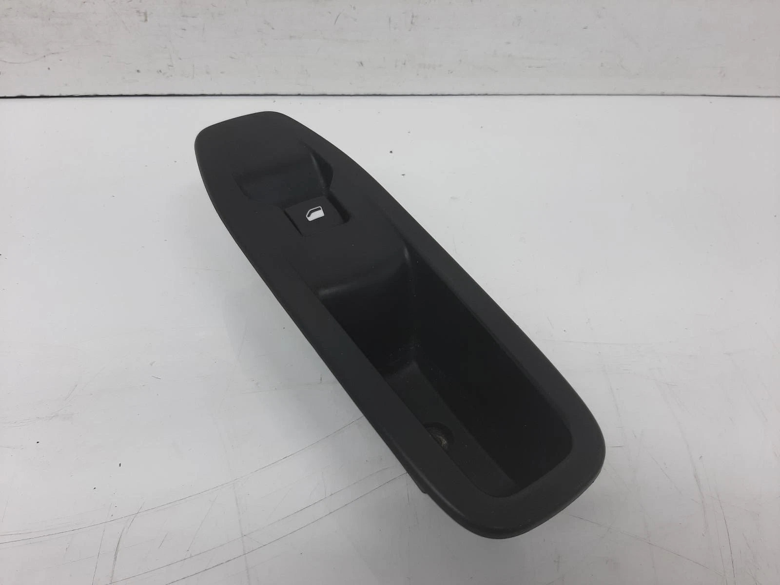 Peugeot 208 Mk1 Front Left Single Window Switch 