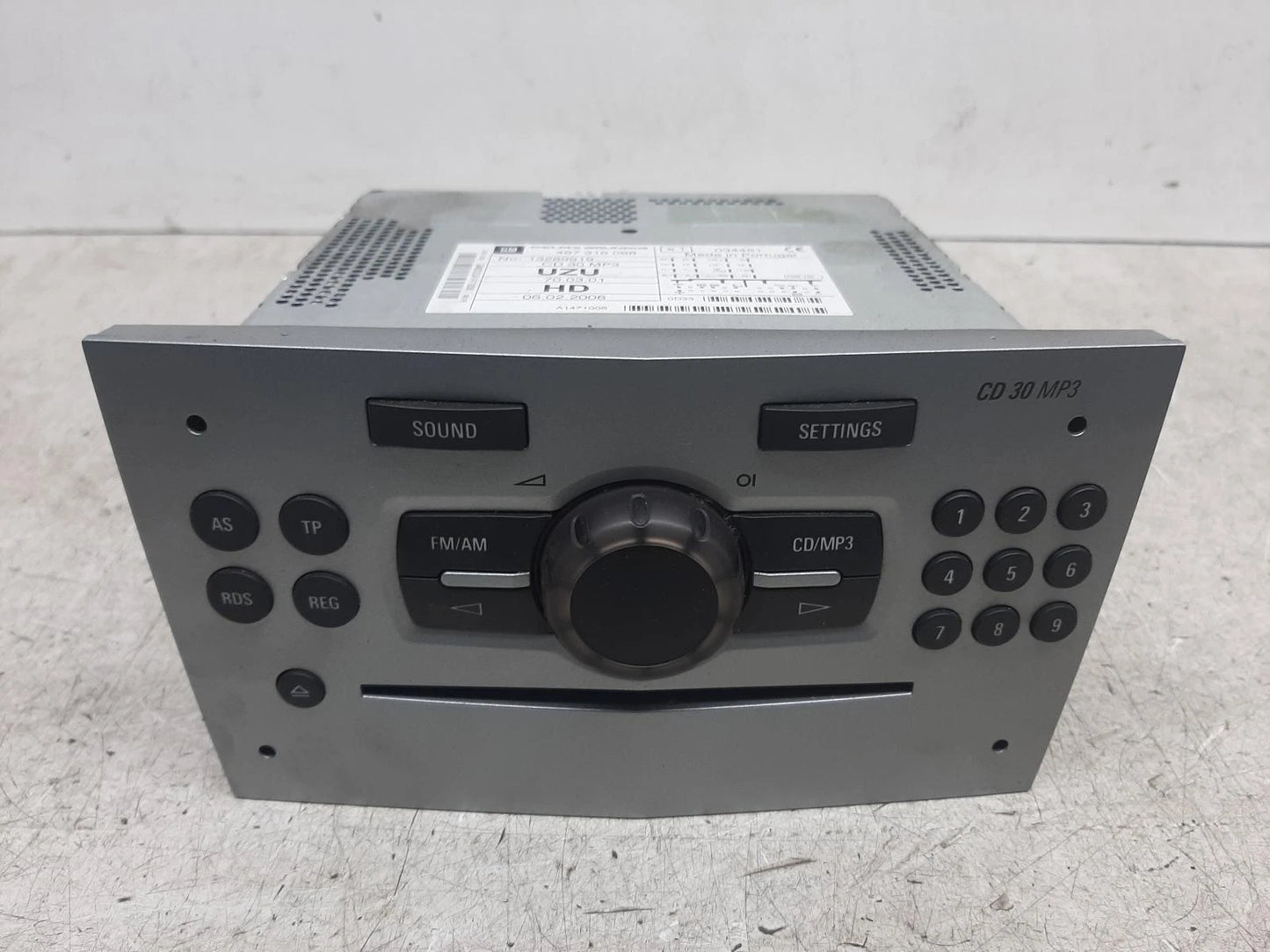 Opel Corsa Oem Radio/Cd/Stereo Head Unit No Code Available 