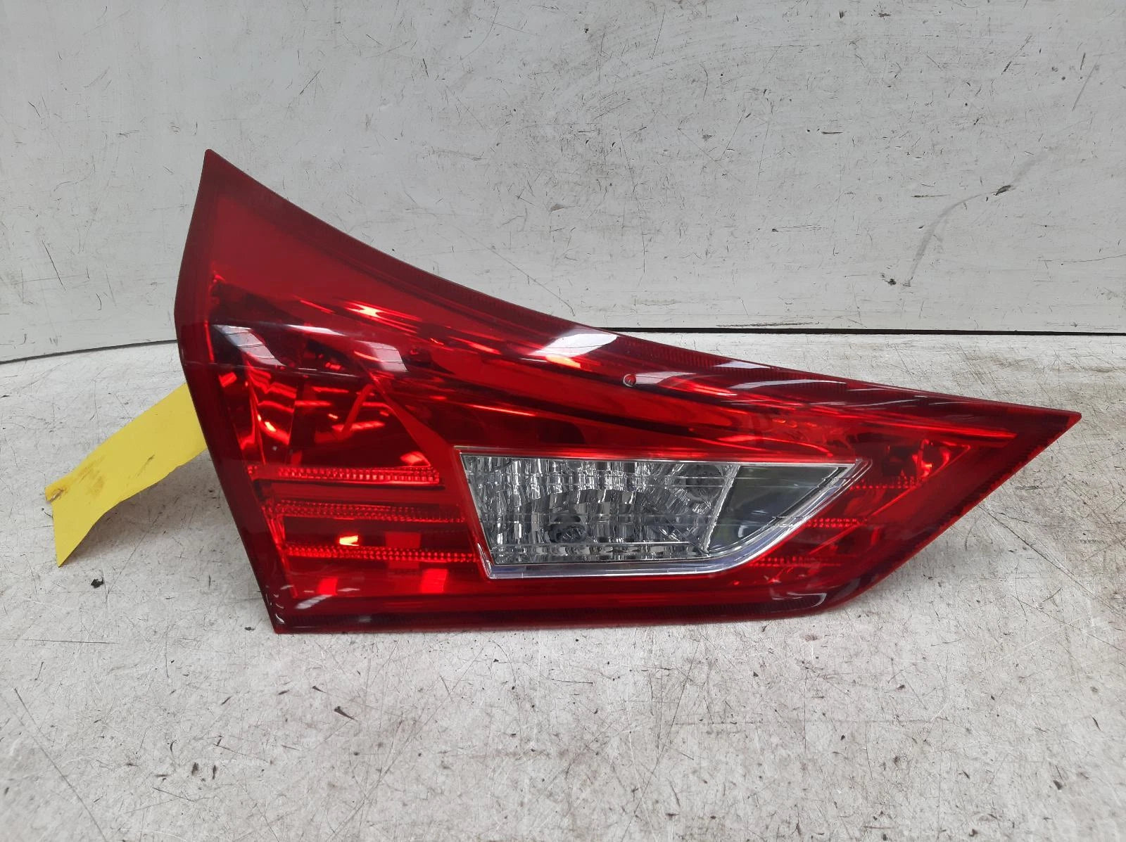 Toyota Auris Mk2 E180 N/S Passengers Left Rear Inner Taillight Tail Light 