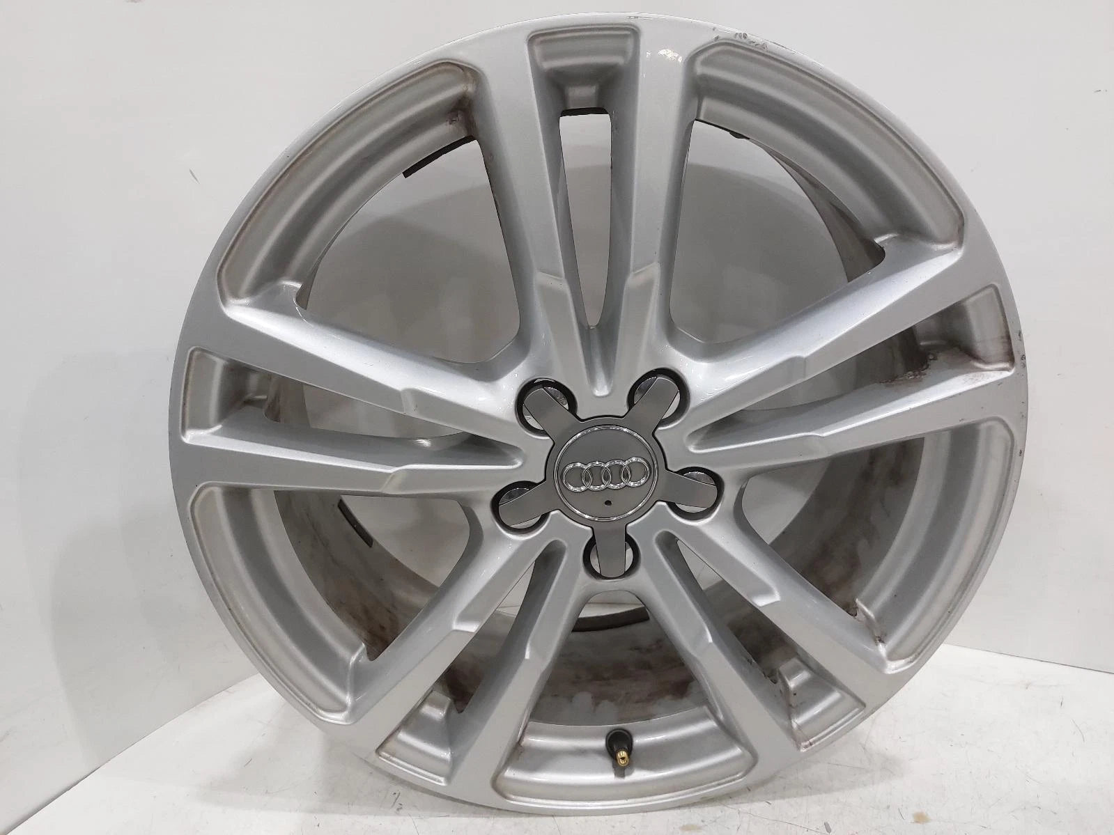 Audi Q3 Mk1 Alloy Wheel x 18 ET43 5 Twin Spoke 