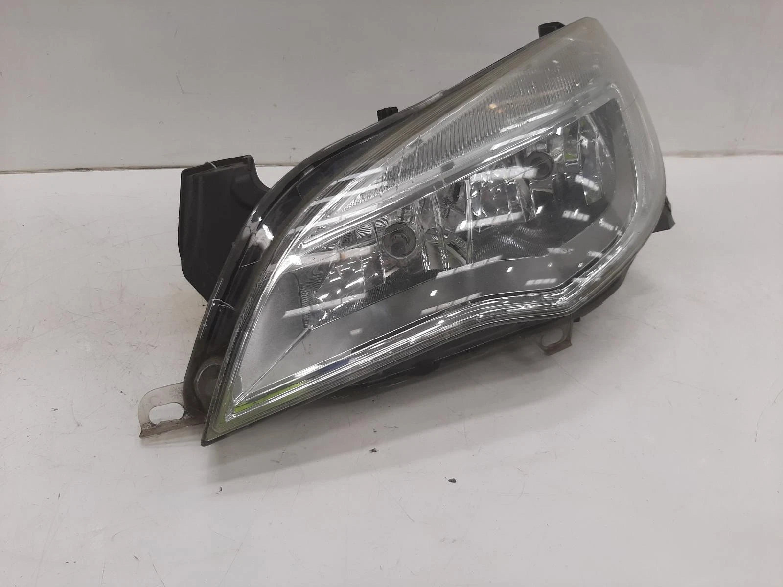 Opel Astra Mk6 (J) N/S Passengers Left Front Halogen Headlight Headlamp 