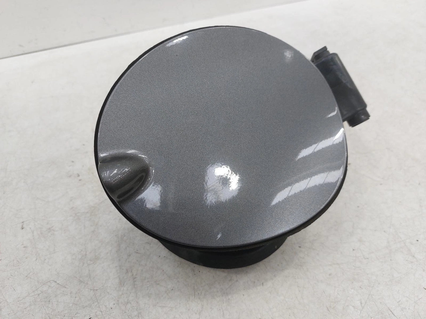 Ford Kuga Mk2 Grey Fuel Filler Flap & Cap Paint 