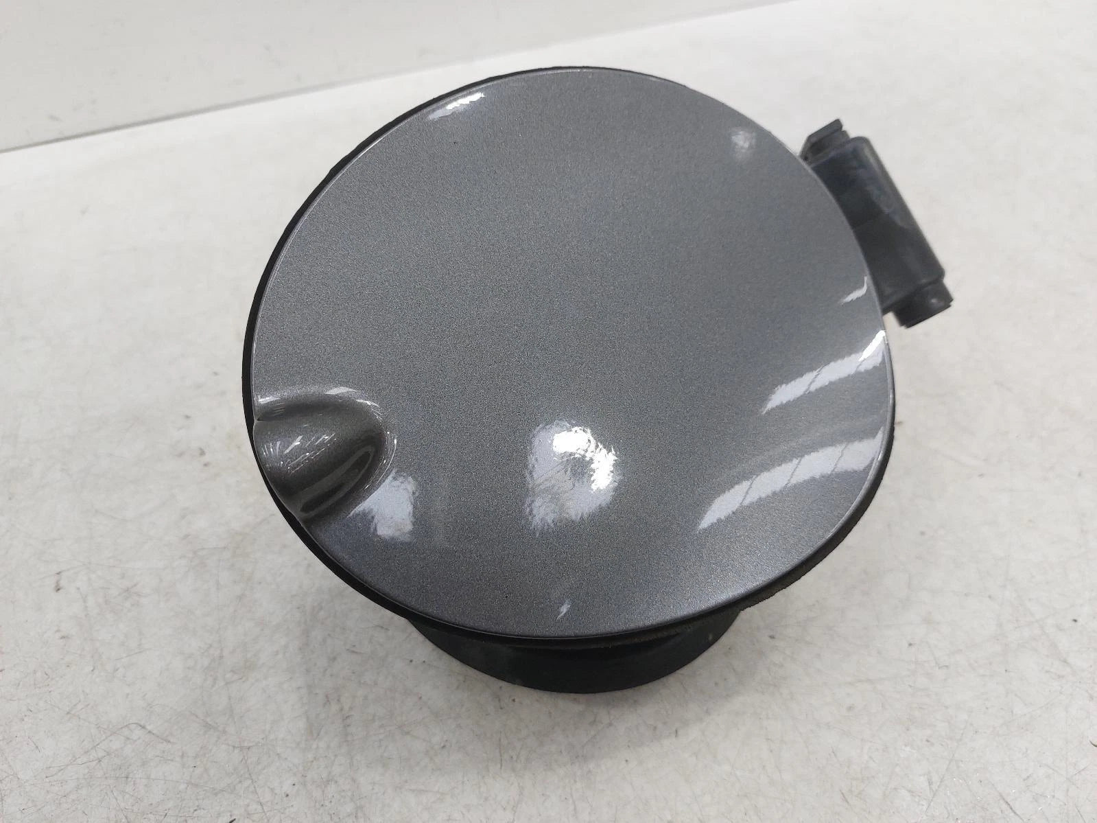 Ford Kuga Mk2 Grey Fuel Filler Flap & Cap Paint 
