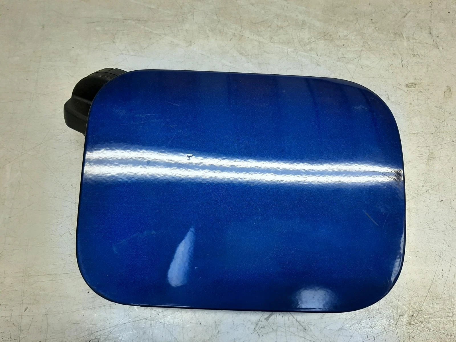 Toyota Avensis 1598 Mk3 (T270) Blue Fuel Filler Flap 